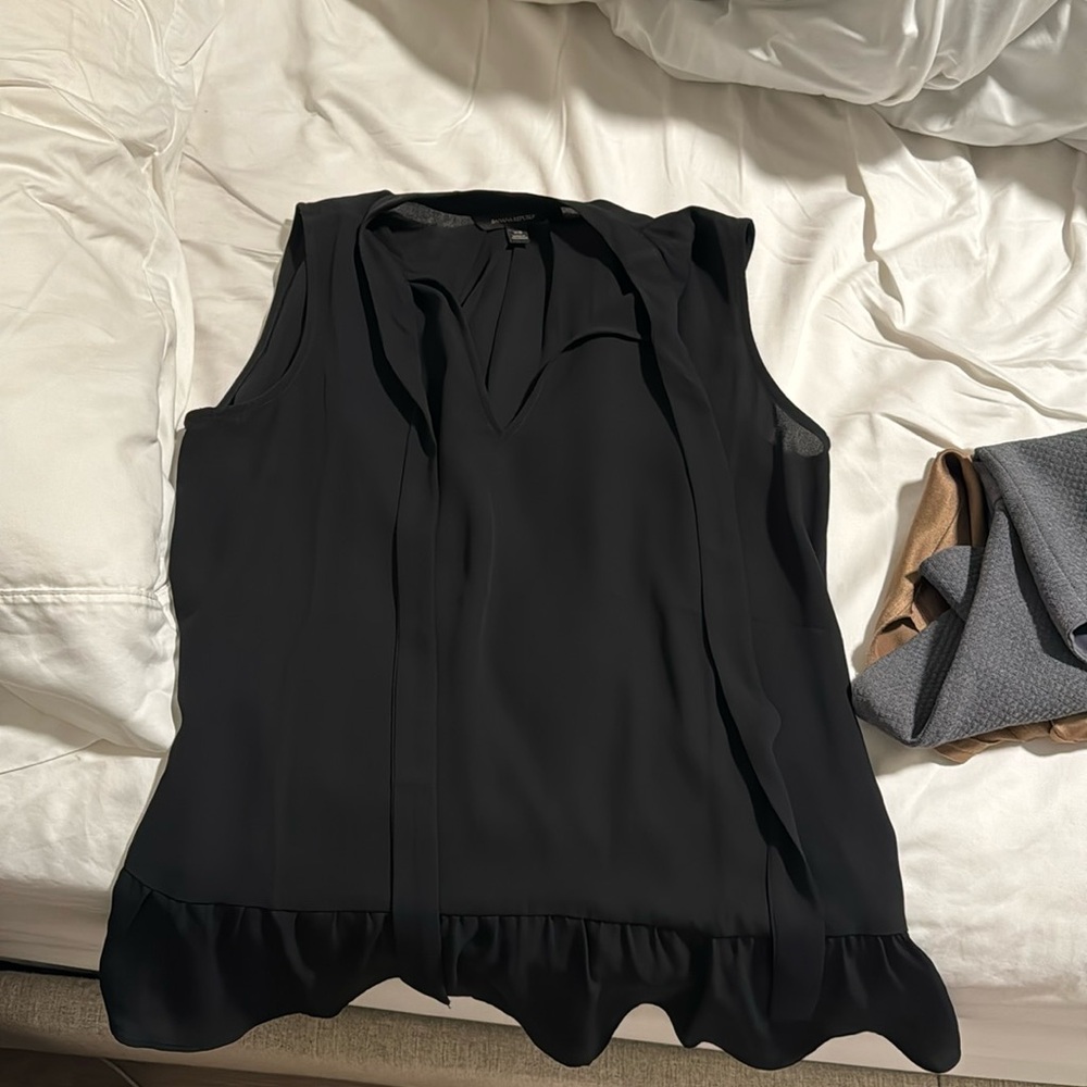 Banana republic work top!